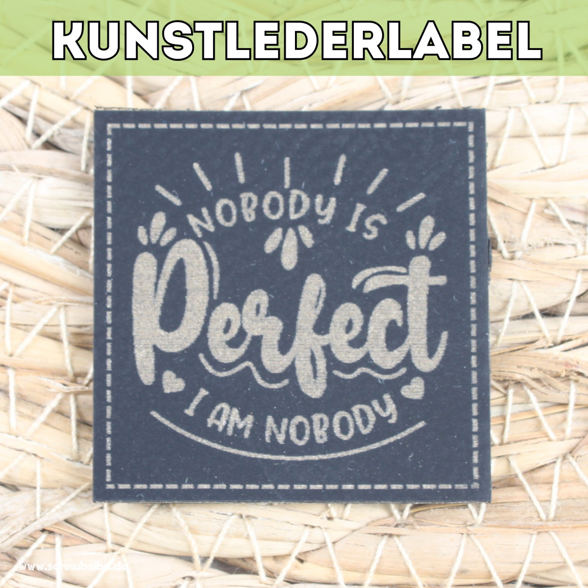 Kunstlederlabel Nobody is perfect schwarz