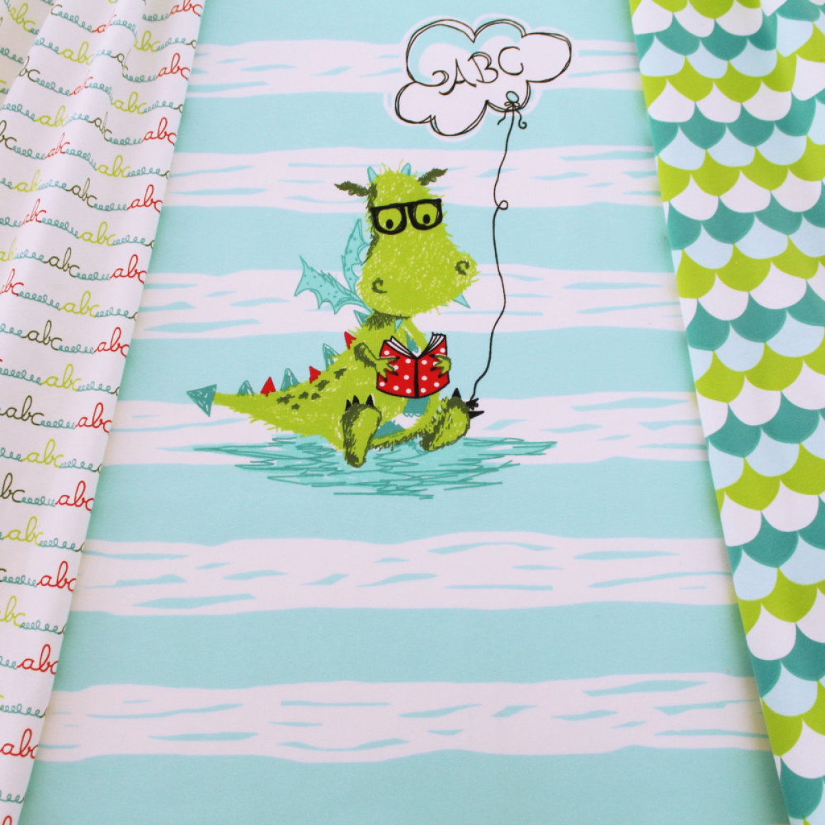 Bio-Jersey Panel - Drago goes to school
